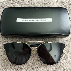 Gentle Monster x Tilda Swinton Newtonic